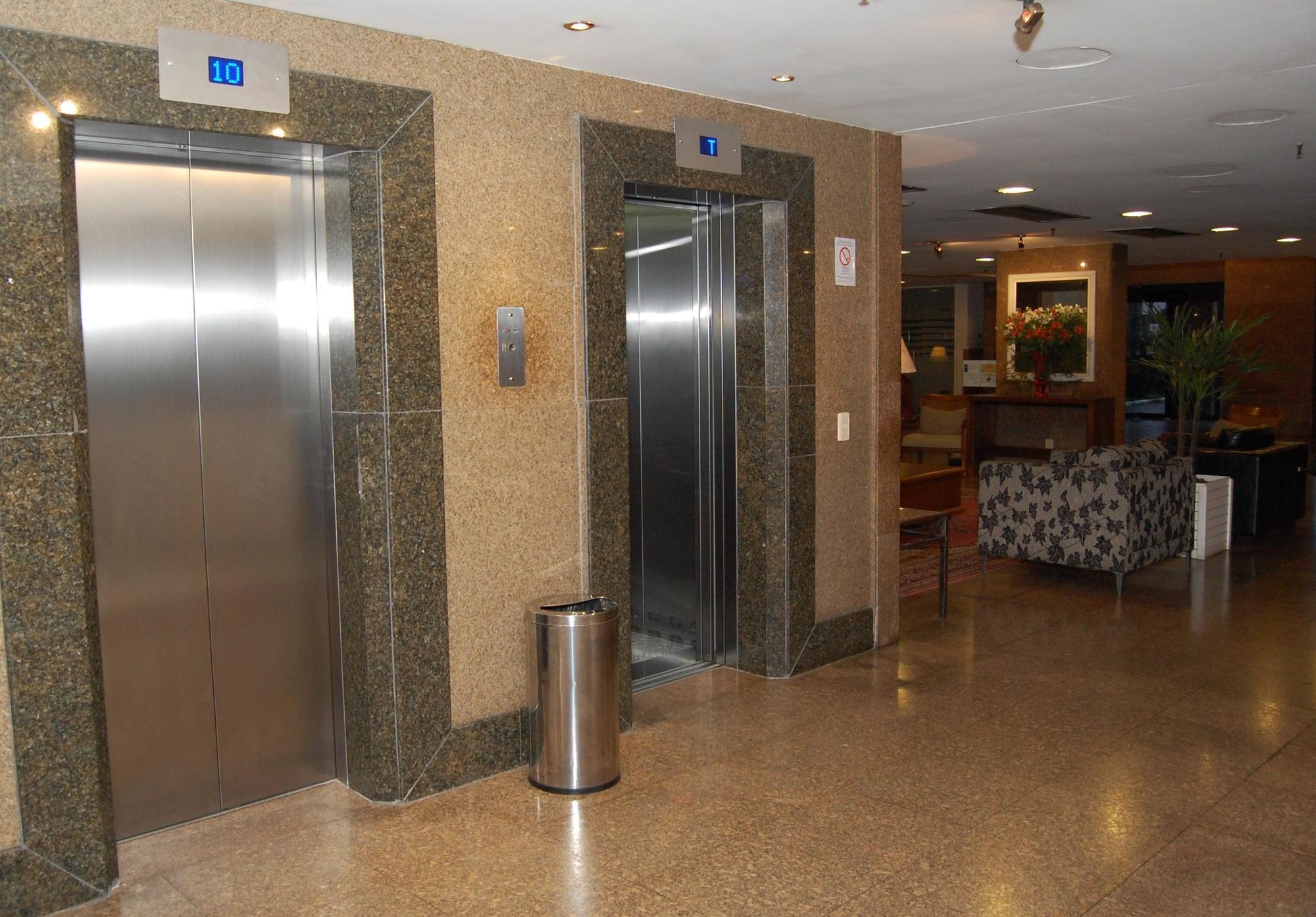 Hotel Continental Porto Alegre By Samba Exteriér fotografie